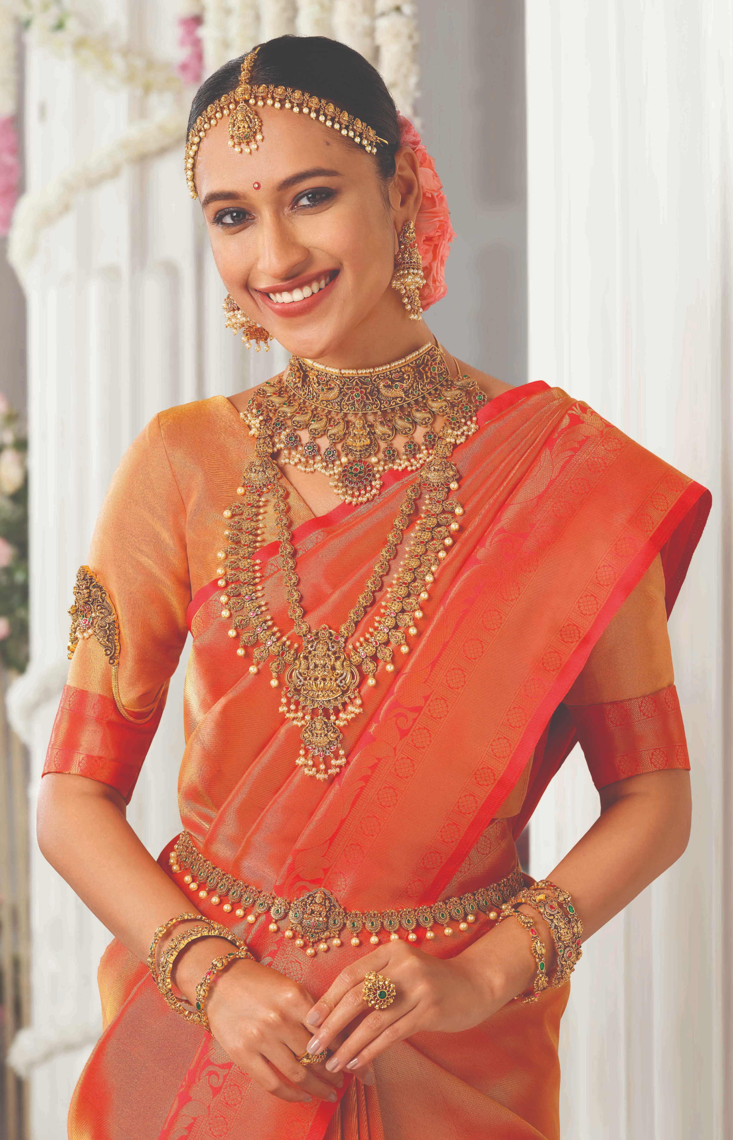 Top Ideas And Inspirations To Slay Contrasting Jewellery With Red Lehenga