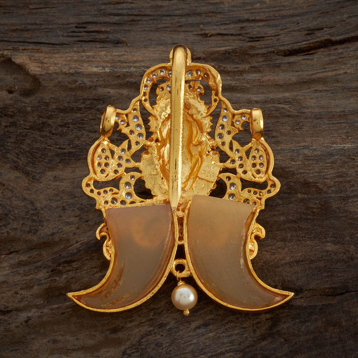 Buy Tiger Nail Pendant in 22 Karat Gold from Totaram Jewelers USA